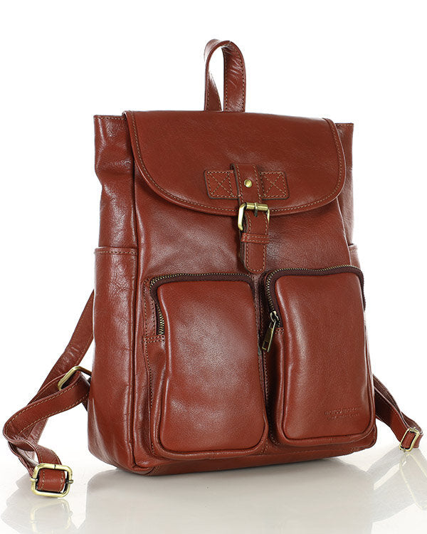 Belgrano. Klasyczny skórzany plecak retro damski.