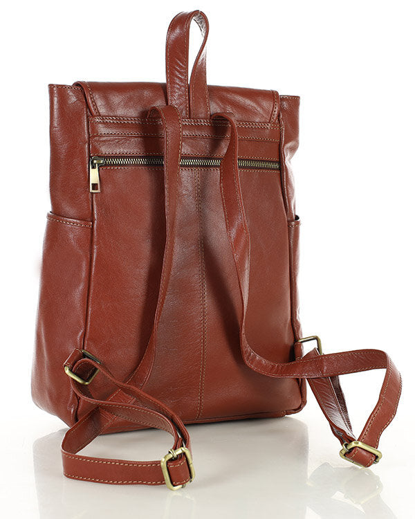 Belgrano. Klasyczny skórzany plecak retro damski.