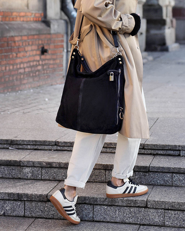 BORANO Sue. Damstas på axlar Hobo av italienskt läder