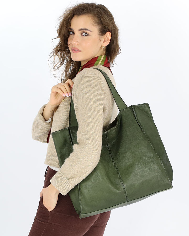 Arreto ● Klassisk italsksksksktor påp shoperka