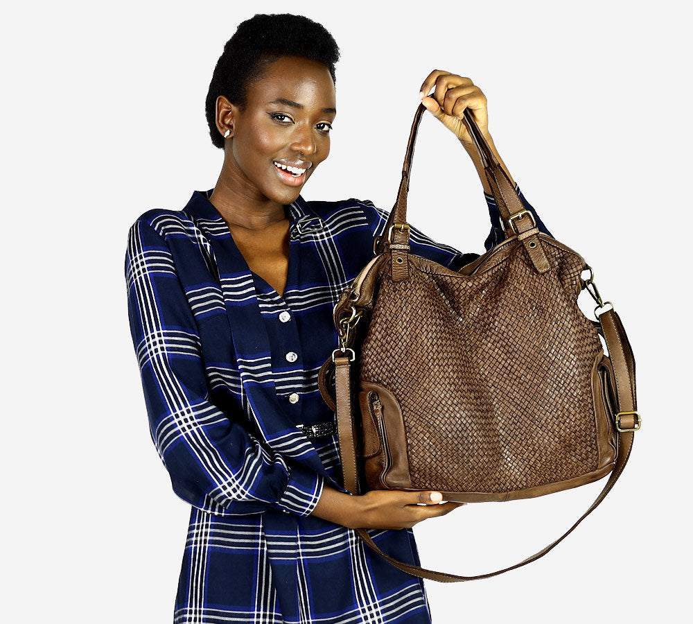 Cannole Intrecciato. Stor shopper axelremsväska i flätat läder för kvinnor A4 XL