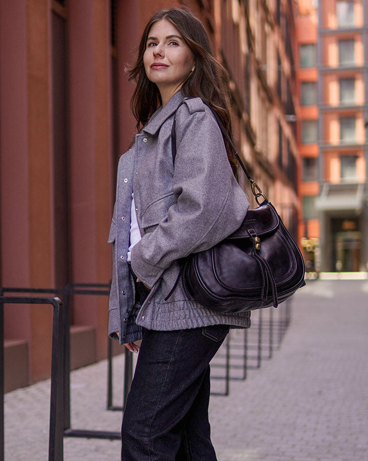 damväska svart mjukt läder axelväska stad