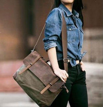 LYNX Letterman axelremsväska i tyg för kvinnor