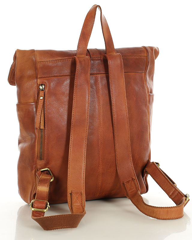 Marconi. Klasyczny skórzany plecak unisex z kieszenią na laptopa.