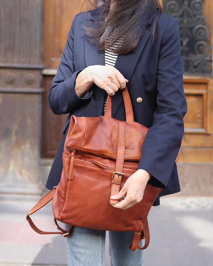 Marconi. Klasyczny skórzany plecak unisex z kieszenią na laptopa.